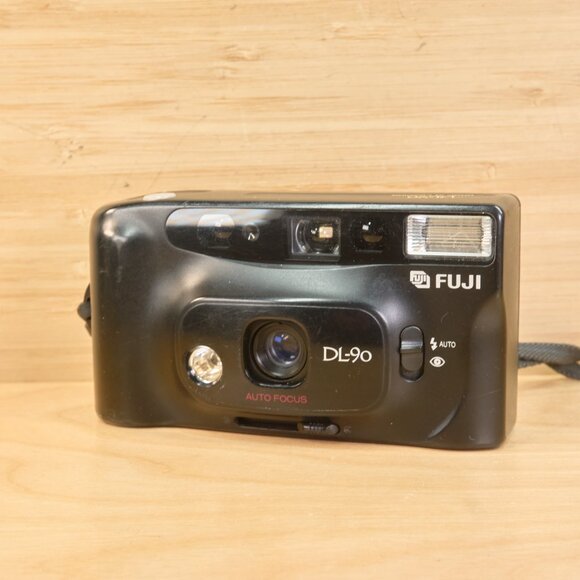 Fujifilm DL-90 / 35mm Point and Shoot Film Camera / Compact / Tested & Working - Picture 2 of 8